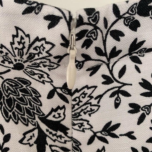 Loft Floral Ruched Sleeve Shift Dress - Picture 6 of 6